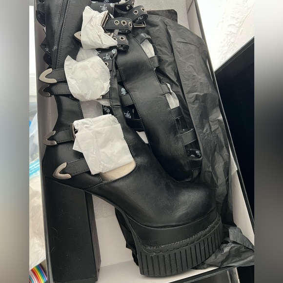 NIB LAMODA BLK arguments platform, creeper thigh high boots size 9 - Picture 9 of 9